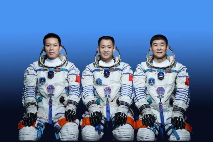 热点生活 第148页